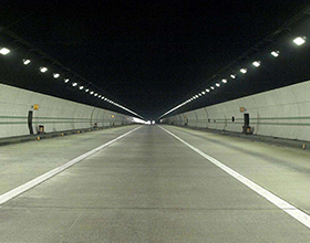 隧道路燈系統